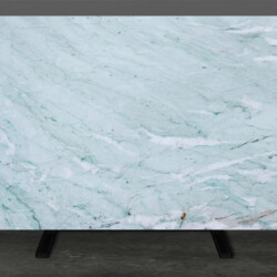 Alexandrita quartzite countertops